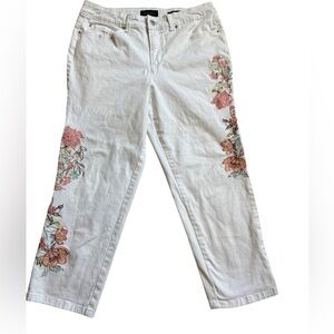 Charter Club Women’s Bristol Capri White Jean with Embroidered Flowers 20W